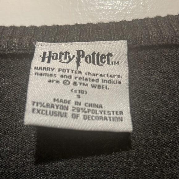 Harry Potter Preppy Cardigan - Picture 4 of 8